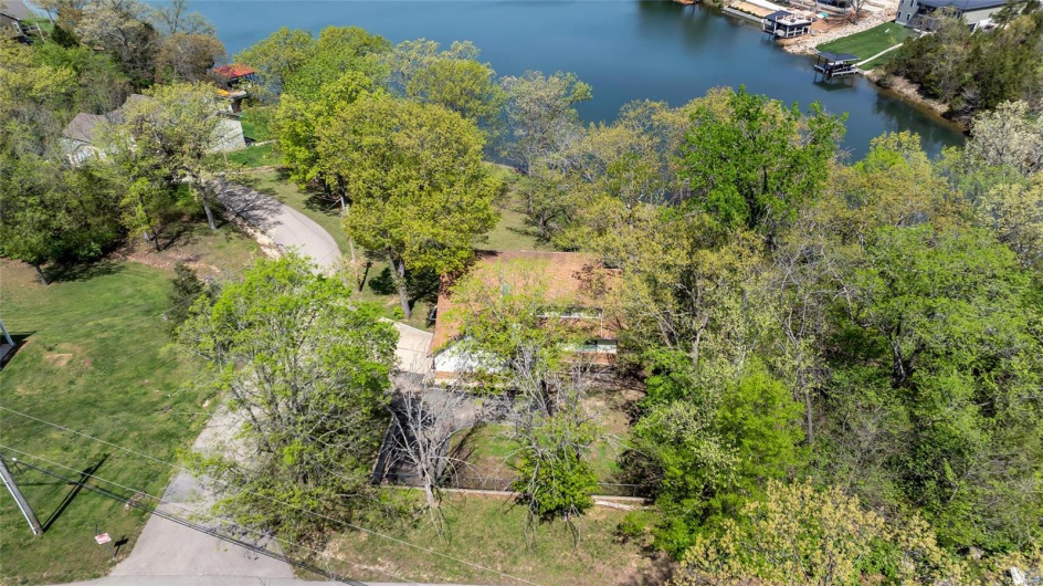 1211 Napoleon Drive, Bonne Terre, Missouri 63628, 5 Bedrooms Bedrooms, 10 Rooms Rooms,3 BathroomsBathrooms,Residential,For Sale,Napoleon,MAR25026799