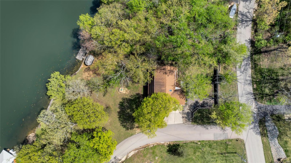 1211 Napoleon Drive, Bonne Terre, Missouri 63628, 5 Bedrooms Bedrooms, 10 Rooms Rooms,3 BathroomsBathrooms,Residential,For Sale,Napoleon,MAR25026799