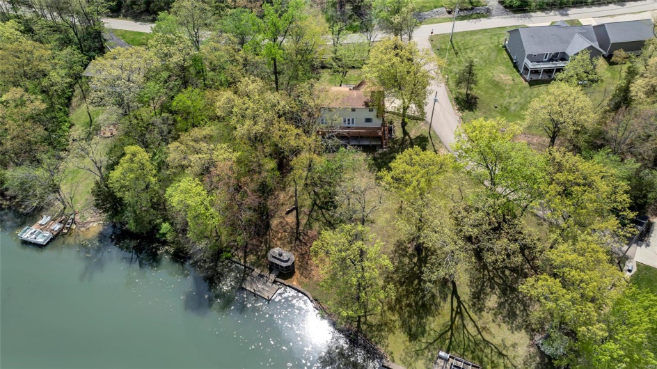 1211 Napoleon Drive, Bonne Terre, Missouri 63628, 5 Bedrooms Bedrooms, 10 Rooms Rooms,3 BathroomsBathrooms,Residential,For Sale,Napoleon,MAR25026799