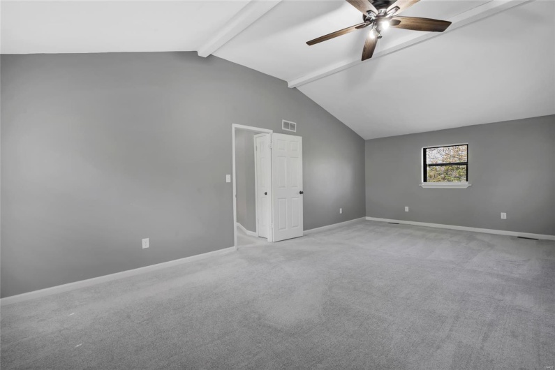1211 Napoleon Drive, Bonne Terre, Missouri 63628, 5 Bedrooms Bedrooms, 10 Rooms Rooms,3 BathroomsBathrooms,Residential,For Sale,Napoleon,MAR25026799