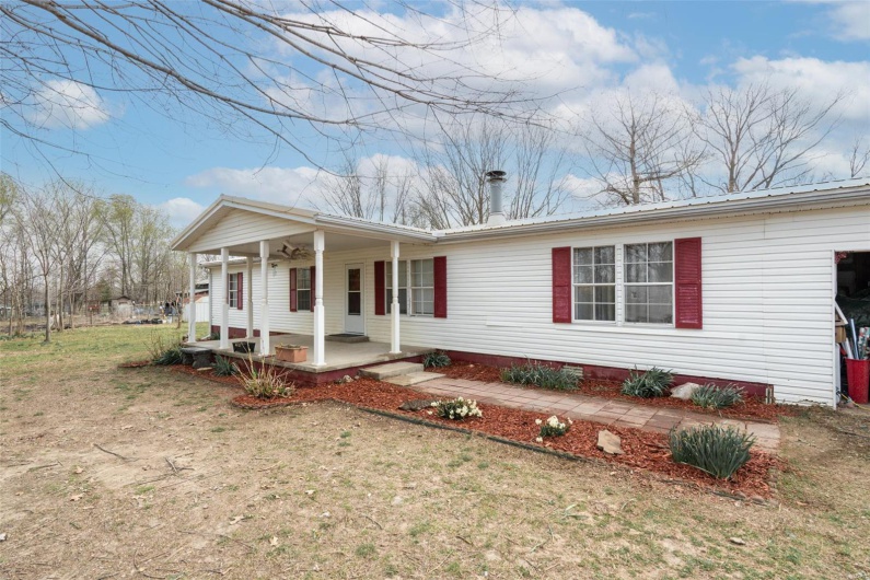 19518 State Highway WW, Puxico, Missouri 63960, 4 Bedrooms Bedrooms, 5 Rooms Rooms,2 BathroomsBathrooms,Residential,For Sale,State Highway WW,MAR25020391