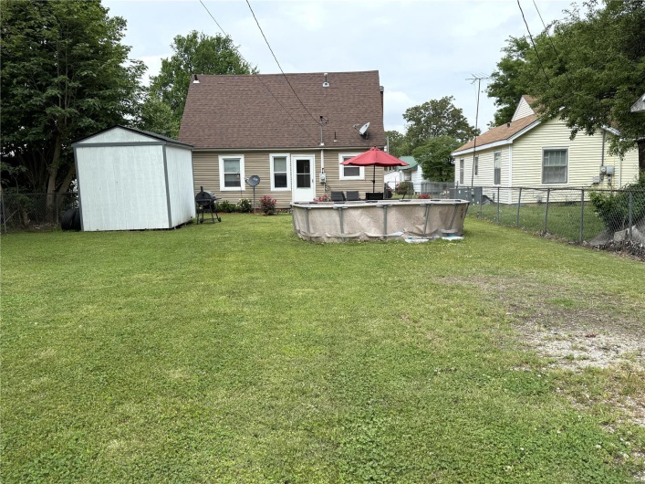 607 Cotton Avenue, Caruthersville, Missouri 63830, 2 Bedrooms Bedrooms, 6 Rooms Rooms,1 BathroomBathrooms,Residential,For Sale,Cotton,MAR25026861