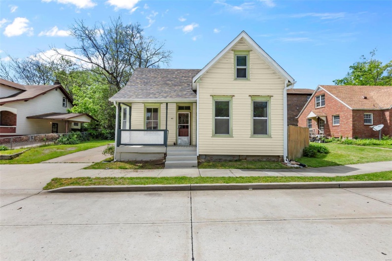 63 Hanover Street, Cape Girardeau, Missouri 63701, 3 Bedrooms Bedrooms, 7 Rooms Rooms,1 BathroomBathrooms,Residential,For Sale,Hanover,MAR25026911
