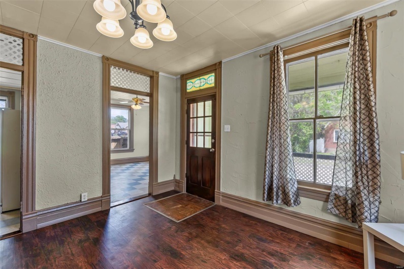63 Hanover Street, Cape Girardeau, Missouri 63701, 3 Bedrooms Bedrooms, 7 Rooms Rooms,1 BathroomBathrooms,Residential,For Sale,Hanover,MAR25026911