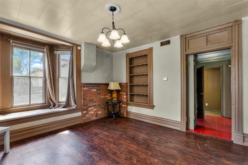 63 Hanover Street, Cape Girardeau, Missouri 63701, 3 Bedrooms Bedrooms, 7 Rooms Rooms,1 BathroomBathrooms,Residential,For Sale,Hanover,MAR25026911