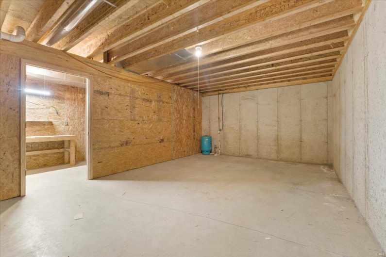 3313 Brook Stone Road, Festus, Missouri 63028, 3 Bedrooms Bedrooms, 12 Rooms Rooms,3 BathroomsBathrooms,Residential,For Sale,Brook Stone,MAR25017856