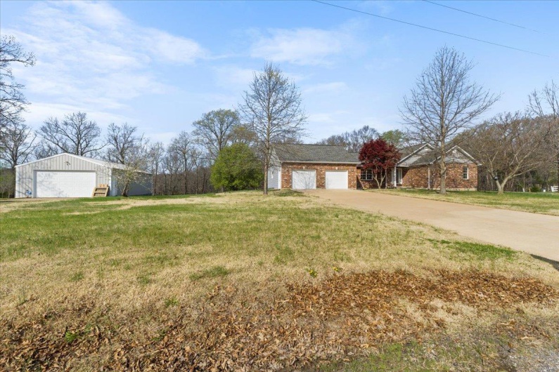 3313 Brook Stone Road, Festus, Missouri 63028, 3 Bedrooms Bedrooms, 12 Rooms Rooms,3 BathroomsBathrooms,Residential,For Sale,Brook Stone,MAR25017856
