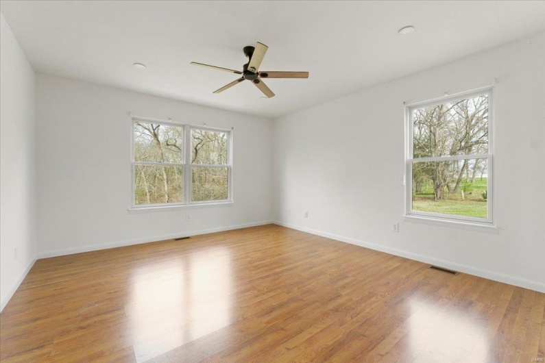 3313 Brook Stone Road, Festus, Missouri 63028, 3 Bedrooms Bedrooms, 12 Rooms Rooms,3 BathroomsBathrooms,Residential,For Sale,Brook Stone,MAR25017856