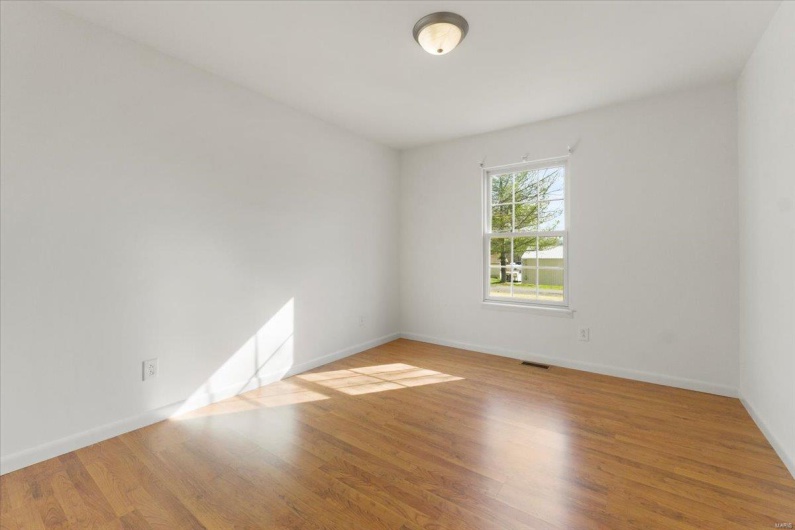 Secondary bedroom