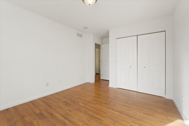 Secondary bedroom
