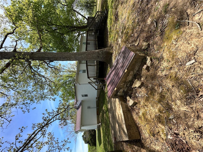 215 Rhine RD, Poplar Bluff, Missouri 63901, 4 Bedrooms Bedrooms, 8 Rooms Rooms,2 BathroomsBathrooms,Farm,For Sale,Rhine RD,MAR25027003