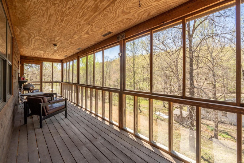 124 Wayne 527, Greenville, Missouri 63944, 2 Bedrooms Bedrooms, 11 Rooms Rooms,3 BathroomsBathrooms,Residential,For Sale,Wayne 527,MAR25022454