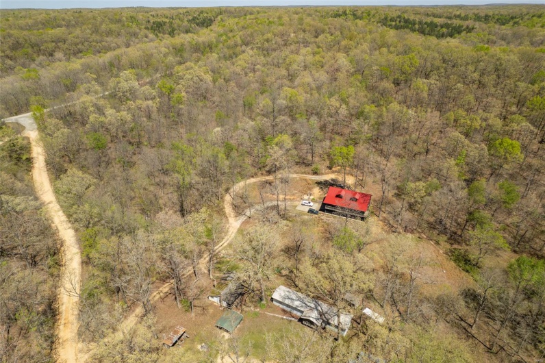 124 Wayne 527, Greenville, Missouri 63944, 2 Bedrooms Bedrooms, 11 Rooms Rooms,3 BathroomsBathrooms,Residential,For Sale,Wayne 527,MAR25022454