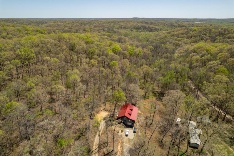 124 Wayne 527, Greenville, Missouri 63944, 2 Bedrooms Bedrooms, 11 Rooms Rooms,3 BathroomsBathrooms,Residential,For Sale,Wayne 527,MAR25022454