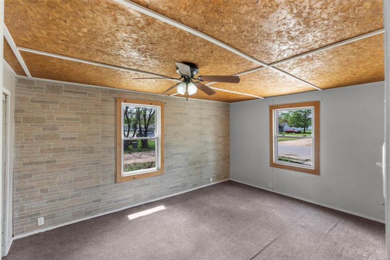 18 Park Avenue, Dexter, Missouri 63841, 3 Bedrooms Bedrooms, 8 Rooms Rooms,1 BathroomBathrooms,Residential,For Sale,Park,MAR25027073