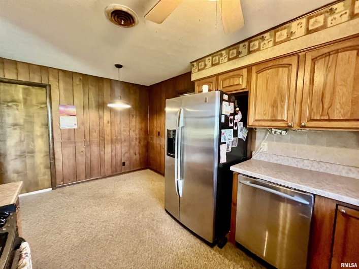 4627 PINEWOOD Lane, Metropolis, Illinois 62960, 4 Bedrooms Bedrooms, 0 ,2 BathroomsBathrooms,Residential,For Sale,PINEWOOD,0,RMAEB457668