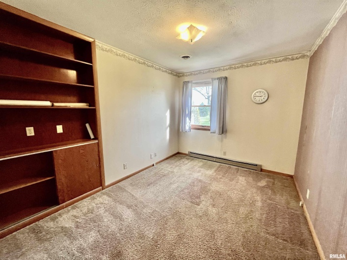 4627 PINEWOOD Lane, Metropolis, Illinois 62960, 4 Bedrooms Bedrooms, 0 ,2 BathroomsBathrooms,Residential,For Sale,PINEWOOD,0,RMAEB457668