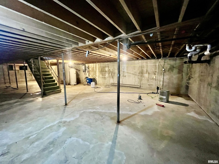 4627 PINEWOOD Lane, Metropolis, Illinois 62960, 4 Bedrooms Bedrooms, 0 ,2 BathroomsBathrooms,Residential,For Sale,PINEWOOD,0,RMAEB457668
