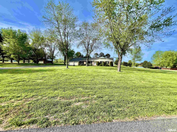 4627 PINEWOOD Lane, Metropolis, Illinois 62960, 4 Bedrooms Bedrooms, 0 ,2 BathroomsBathrooms,Residential,For Sale,PINEWOOD,0,RMAEB457668