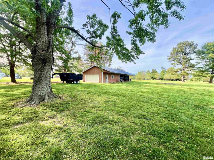 4627 PINEWOOD Lane, Metropolis, Illinois 62960, 4 Bedrooms Bedrooms, 0 ,2 BathroomsBathrooms,Residential,For Sale,PINEWOOD,0,RMAEB457668