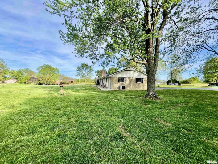 4627 PINEWOOD Lane, Metropolis, Illinois 62960, 4 Bedrooms Bedrooms, 0 ,2 BathroomsBathrooms,Residential,For Sale,PINEWOOD,0,RMAEB457668