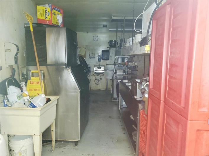 903 Saint Louis Street, Sparta, Illinois 62286, ,Commercial Sale,For Sale,Saint Louis,MAR22058049