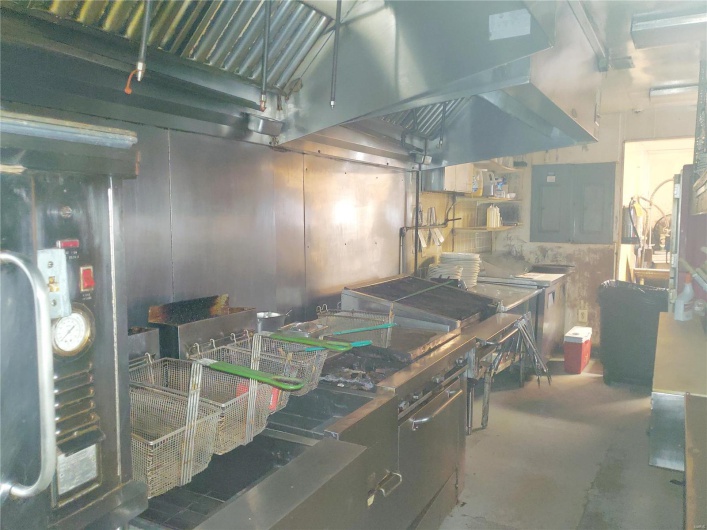 903 Saint Louis Street, Sparta, Illinois 62286, ,Commercial Sale,For Sale,Saint Louis,MAR22058049