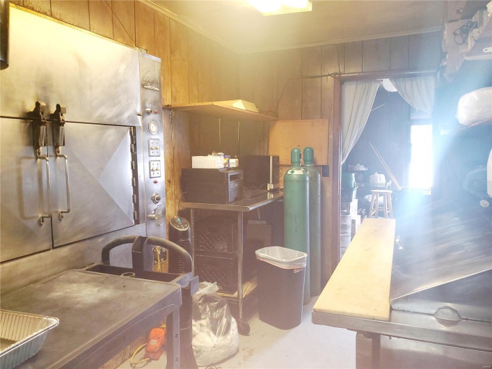 903 Saint Louis Street, Sparta, Illinois 62286, ,Commercial Sale,For Sale,Saint Louis,MAR22058049