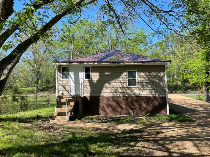 411 Fir Street, Piedmont, Missouri 63957, 2 Bedrooms Bedrooms, 7 Rooms Rooms,1 BathroomBathrooms,Residential,For Sale,Fir,MAR25027169