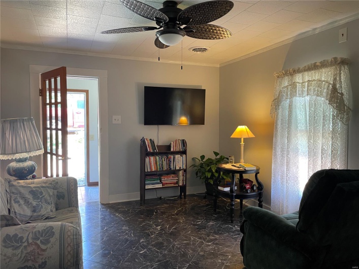 411 Fir Street, Piedmont, Missouri 63957, 2 Bedrooms Bedrooms, 7 Rooms Rooms,1 BathroomBathrooms,Residential,For Sale,Fir,MAR25027169
