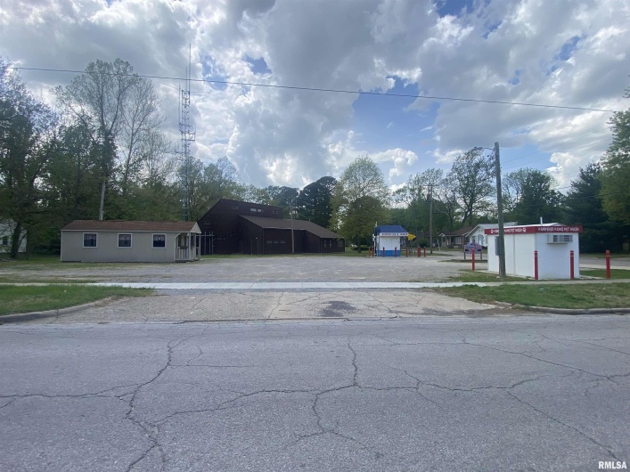 2200 WALNUT Street, Murphysboro, Illinois 62966, 0 , 0 ,0,Land,For Sale,WALNUT,0,RMAEB457674