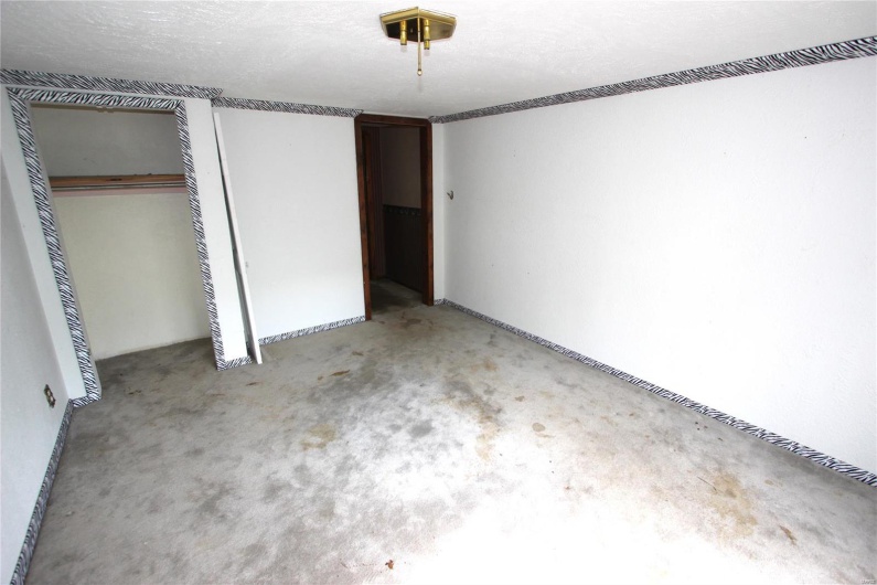 9434 Joan Court, Bonne Terre, Missouri 63628, 3 Bedrooms Bedrooms, 6 Rooms Rooms,1 BathroomBathrooms,Residential,For Sale,Joan,MAR25027258