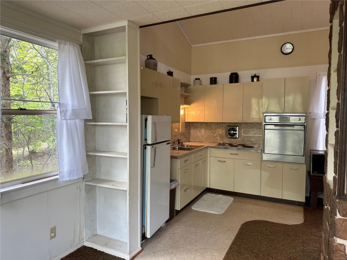 182 Ozark Drive, Ironton, Missouri 63650, 1 Bedroom Bedrooms, 4 Rooms Rooms,1 BathroomBathrooms,Residential,For Sale,Ozark,MAR25027241