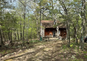 182 Ozark Drive, Ironton, Missouri 63650, 1 Bedroom Bedrooms, 4 Rooms Rooms,1 BathroomBathrooms,Residential,For Sale,Ozark,MAR25027241
