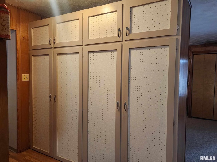 300 8TH Street, Elkville, Illinois 62932, 3 Bedrooms Bedrooms, 0 ,2 BathroomsBathrooms,Residential,For Sale,8TH,0,RMAEB456665