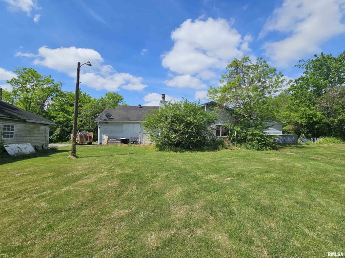 1429 10TH Street, Metropolis, Illinois 62960, 5 Bedrooms Bedrooms, 0 ,3 BathroomsBathrooms,Residential,For Sale,10TH,0,RMAEB457682