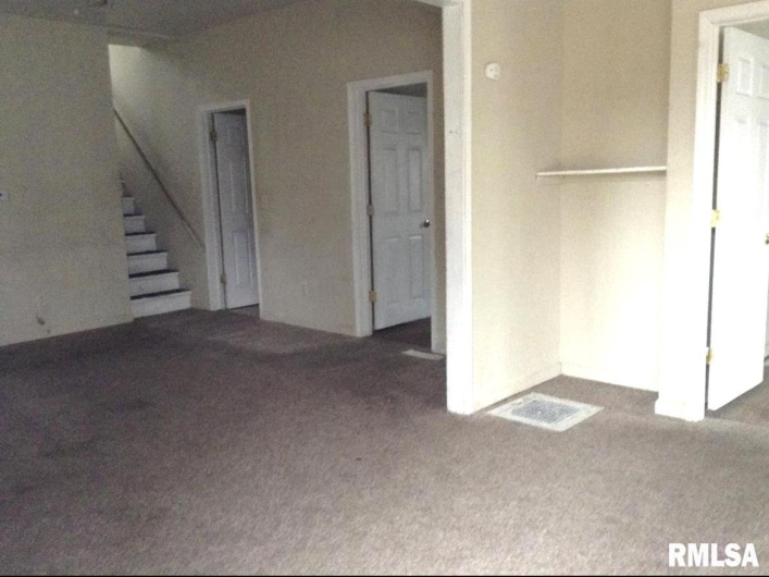 701 & 703 COLLEGE Street, Carbondale, Illinois 62901, 0 , 0 ,0,Residential Income,For Sale,COLLEGE,0,RMAEB457683