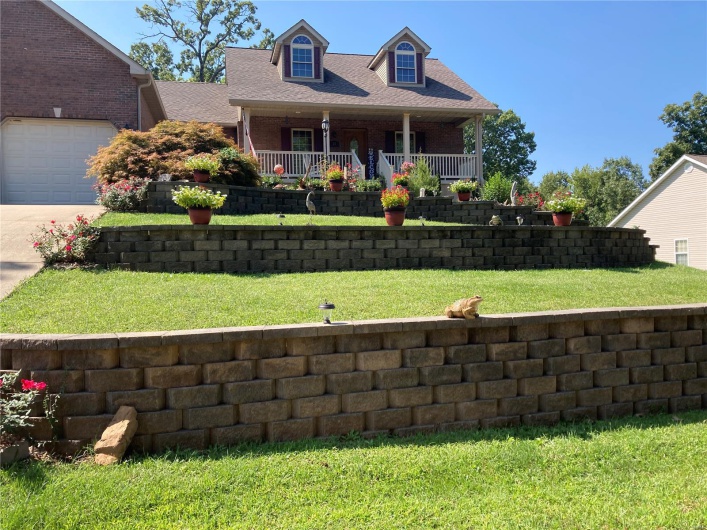 13 Montauk Court, Leadington, Missouri 63601, 3 Bedrooms Bedrooms, 9 Rooms Rooms,2 BathroomsBathrooms,Residential,For Sale,Montauk,MAR25027452