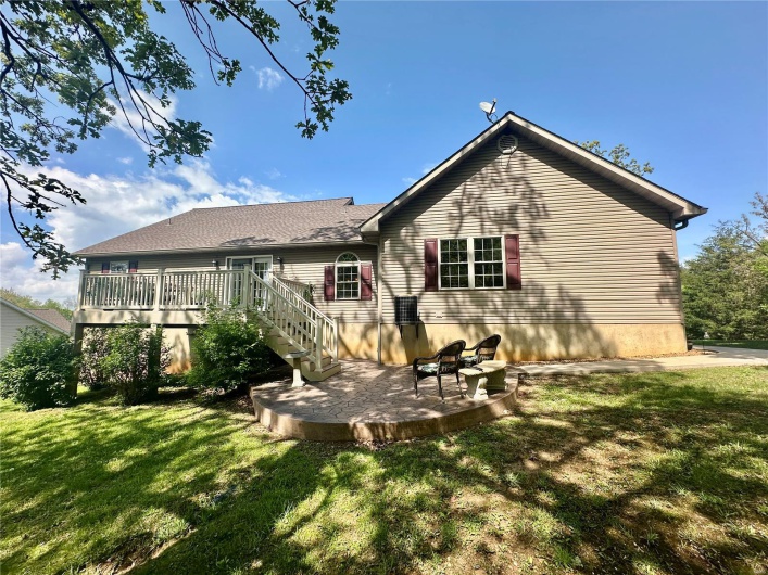 13 Montauk Court, Leadington, Missouri 63601, 3 Bedrooms Bedrooms, 9 Rooms Rooms,2 BathroomsBathrooms,Residential,For Sale,Montauk,MAR25027452