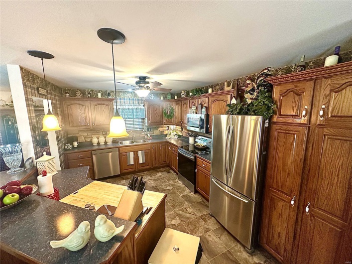 13 Montauk Court, Leadington, Missouri 63601, 3 Bedrooms Bedrooms, 9 Rooms Rooms,2 BathroomsBathrooms,Residential,For Sale,Montauk,MAR25027452