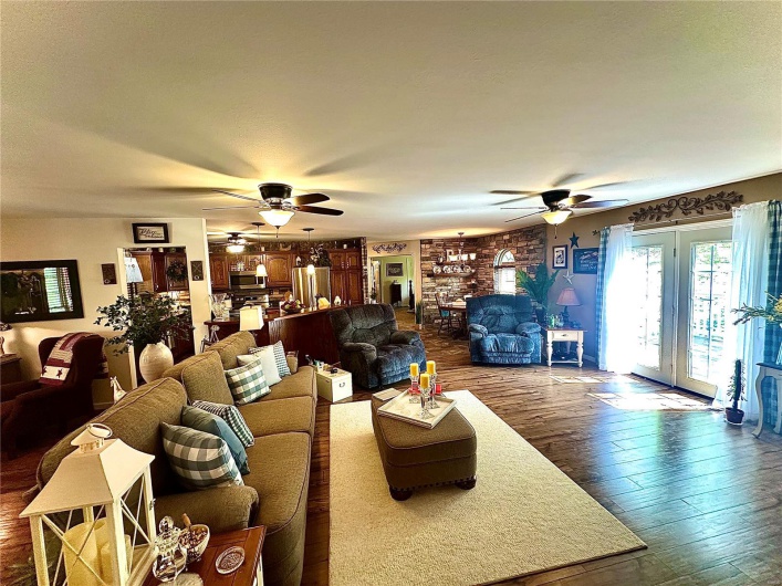 13 Montauk Court, Leadington, Missouri 63601, 3 Bedrooms Bedrooms, 9 Rooms Rooms,2 BathroomsBathrooms,Residential,For Sale,Montauk,MAR25027452