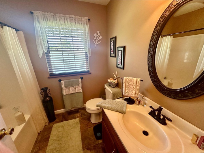 13 Montauk Court, Leadington, Missouri 63601, 3 Bedrooms Bedrooms, 9 Rooms Rooms,2 BathroomsBathrooms,Residential,For Sale,Montauk,MAR25027452