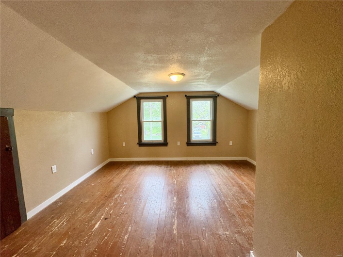 9621 Main Street, Altenburg, Missouri 63732, 4 Bedrooms Bedrooms, 8 Rooms Rooms,2 BathroomsBathrooms,Residential,For Sale,Main,MAR25027483