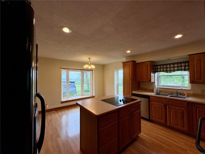 9621 Main Street, Altenburg, Missouri 63732, 4 Bedrooms Bedrooms, 8 Rooms Rooms,2 BathroomsBathrooms,Residential,For Sale,Main,MAR25027483