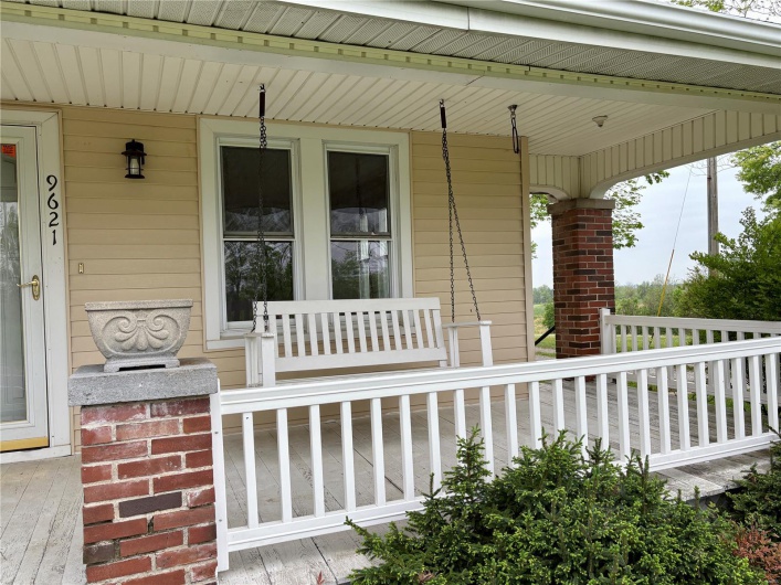 9621 Main Street, Altenburg, Missouri 63732, 4 Bedrooms Bedrooms, 8 Rooms Rooms,2 BathroomsBathrooms,Residential,For Sale,Main,MAR25027483
