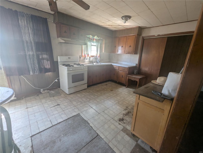 3270 Highway N, Qulin, Missouri 63961, 3 Bedrooms Bedrooms, 6 Rooms Rooms,1 BathroomBathrooms,Residential,For Sale,Highway N,MAR25027307