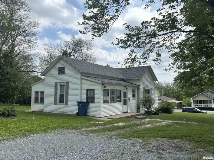 501 BROAD Street, Jonesboro, Illinois 62952, 3 Bedrooms Bedrooms, 0 ,1 BathroomBathrooms,Residential,For Sale,BROAD,0,RMAQC4262702