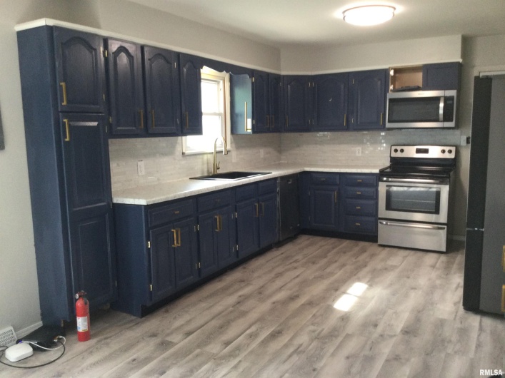101 TURNER Avenue, Anna, Illinois 62906, 3 Bedrooms Bedrooms, 0 ,2 BathroomsBathrooms,Residential,For Sale,TURNER,0,RMAQC4262699