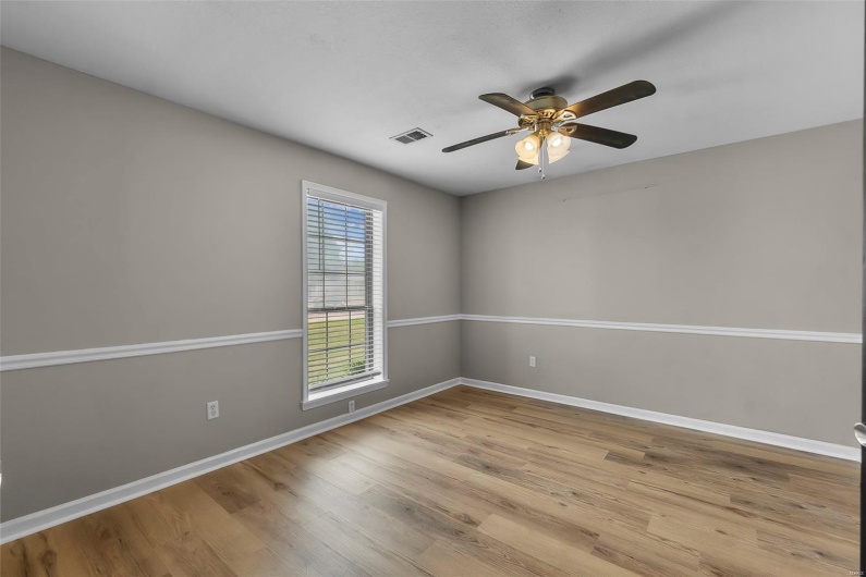 1703 Mallori Circle, Kennett, Missouri 63857, 3 Bedrooms Bedrooms, 10 Rooms Rooms,2 BathroomsBathrooms,Residential,For Sale,Mallori,MAR25027651