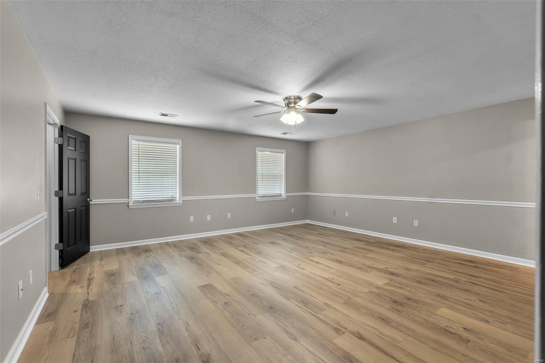 1703 Mallori Circle, Kennett, Missouri 63857, 3 Bedrooms Bedrooms, 10 Rooms Rooms,2 BathroomsBathrooms,Residential,For Sale,Mallori,MAR25027651